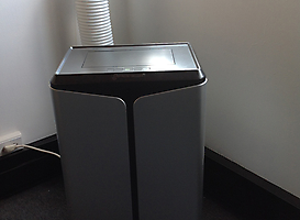 Mantenimiento y acompañamiento en aulas de formación - Aulas Informáticas