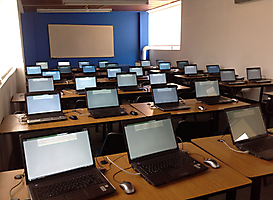Mantenimiento y acompañamiento en aulas de formación - Aulas Informáticas